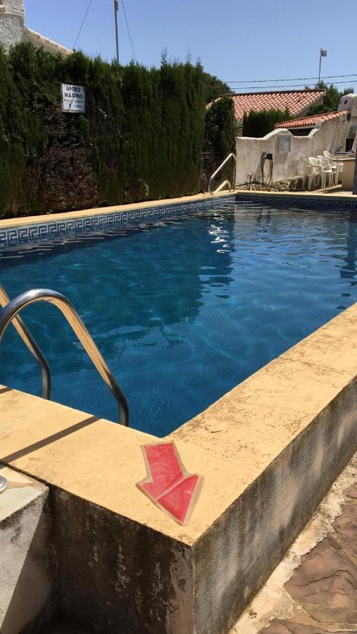 Apartamento familiar con piscina Appartamento Dénia Esterno foto
